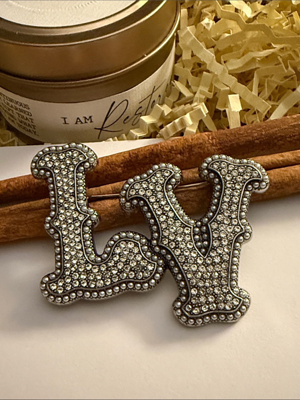 Fashion Jewelry Silver Crystal 'LV' Letter Brooch Pair